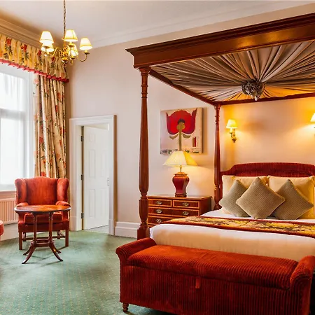 Midland Hotel *